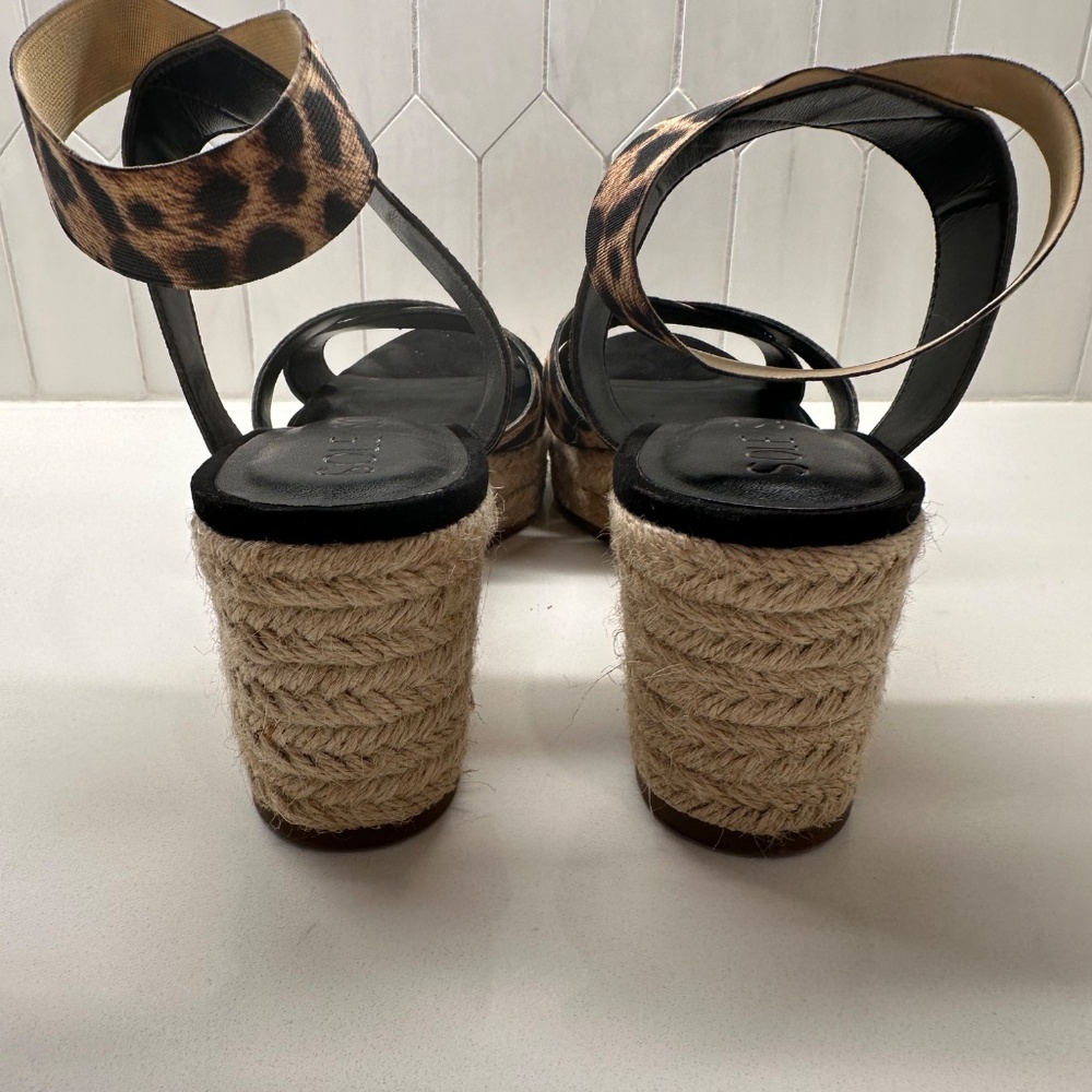 Sandals - Picture 4 of 4